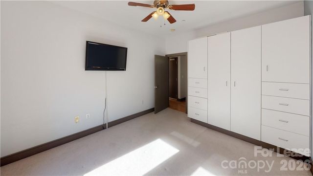 2200 Lyndhurst Avenue 105, Charlotte, NC 28203