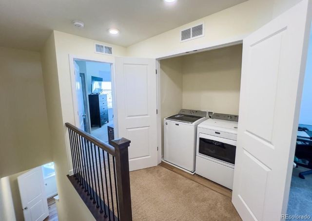 2812 S Fox Court, Englewood, CO 80110