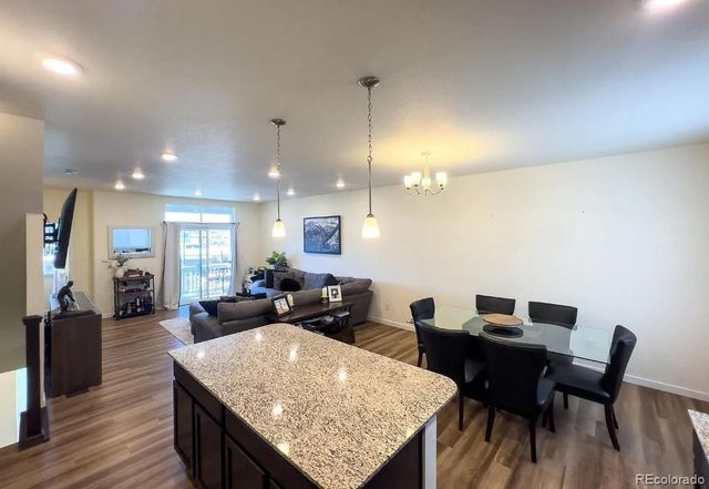 2812 S Fox Court, Englewood, CO 80110