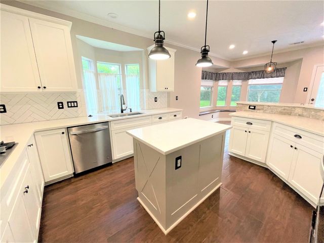 16407 Stone Prairie Drive, Houston, TX 77095