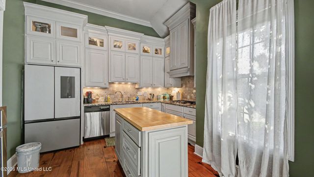 223 Bellamy Court, Flowood, MS 39232