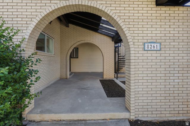 8261 S MAIO DR, Sandy, UT 84093