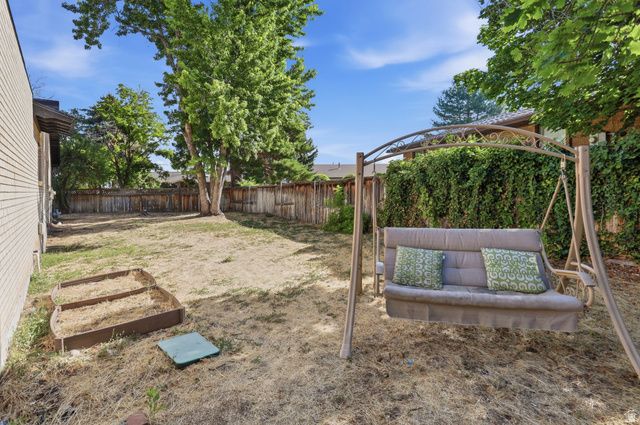 8261 S MAIO DR, Sandy, UT 84093
