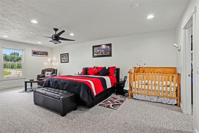 31 E Suttons Ridge, Battle Creek, MI 49014