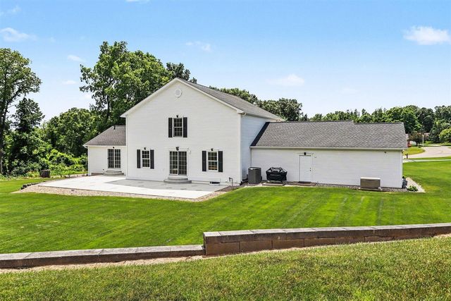 31 E Suttons Ridge, Battle Creek, MI 49014