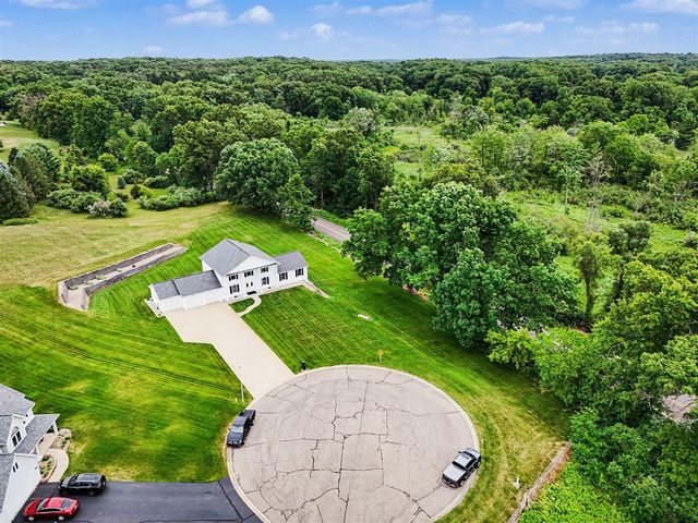 31 E Suttons Ridge, Battle Creek, MI 49014