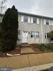 515 N YORK RD #9-E, Willow Grove, PA 19090