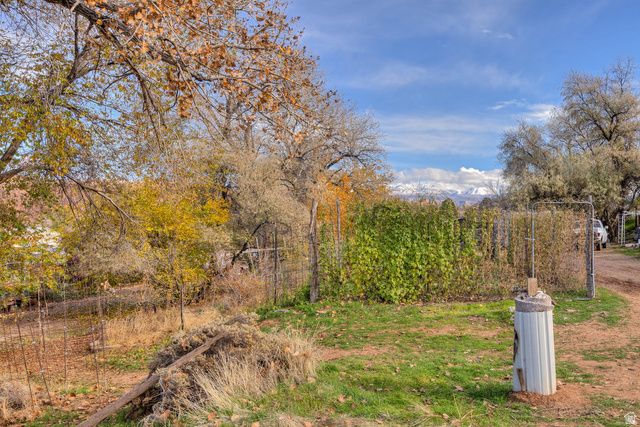 1431 S MILLCREEK DR, Moab, UT 84532