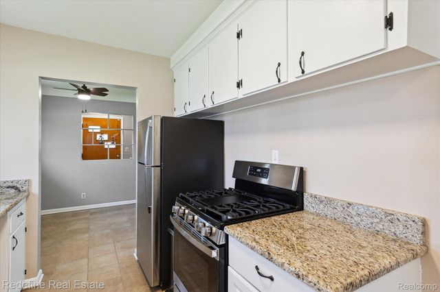3002 Garden Avenue, Royal Oak, MI 48073