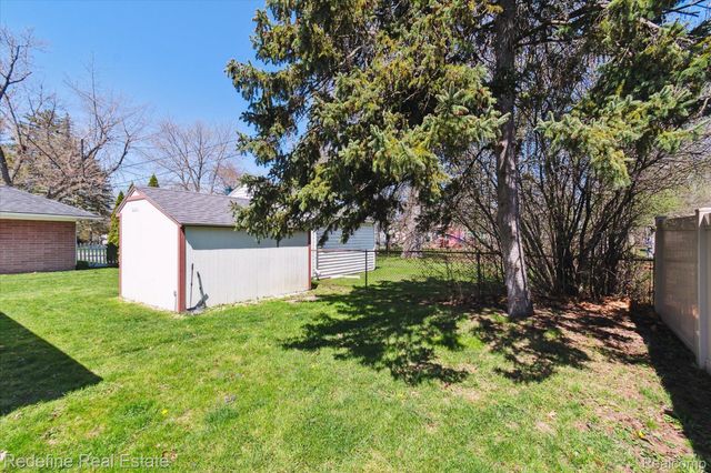 3002 Garden Avenue, Royal Oak, MI 48073