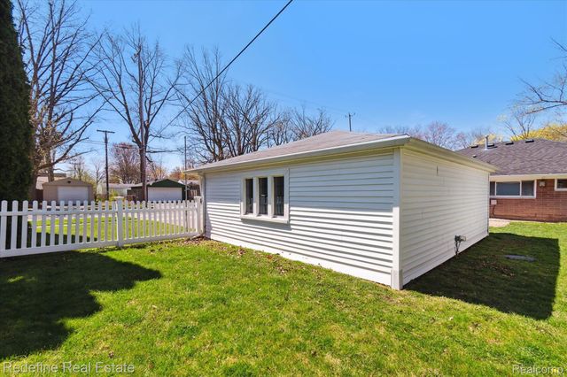 3002 Garden Avenue, Royal Oak, MI 48073