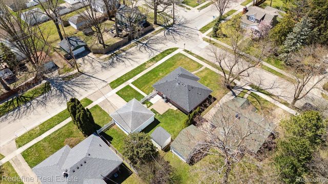 3002 Garden Avenue, Royal Oak, MI 48073
