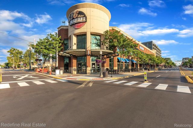 3002 Garden Avenue, Royal Oak, MI 48073