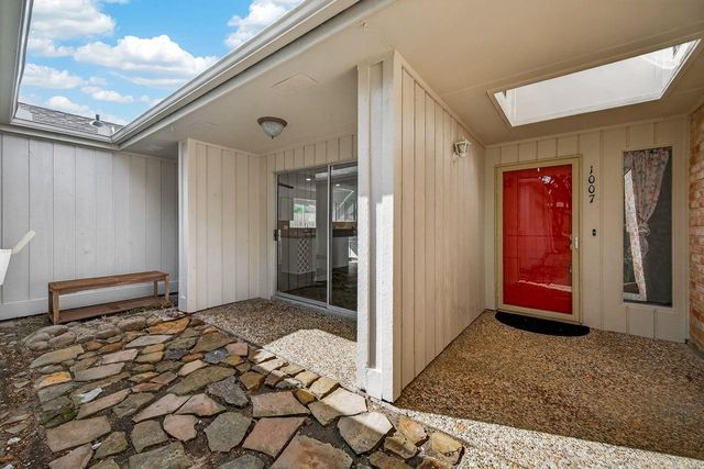 1007 Apache Falls Drive, Katy, TX 77450