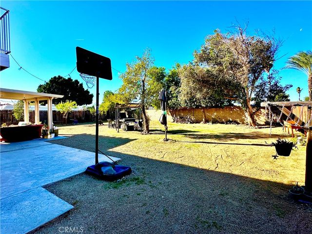 1142 Brentwood, Rialto, CA 92376