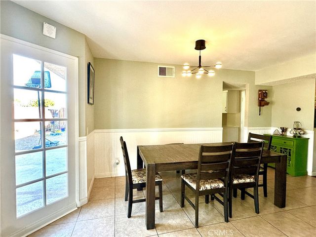 1142 Brentwood, Rialto, CA 92376