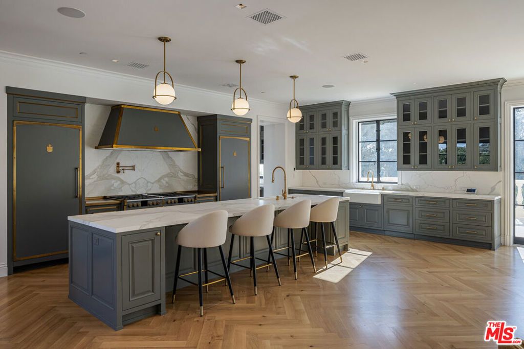property-img