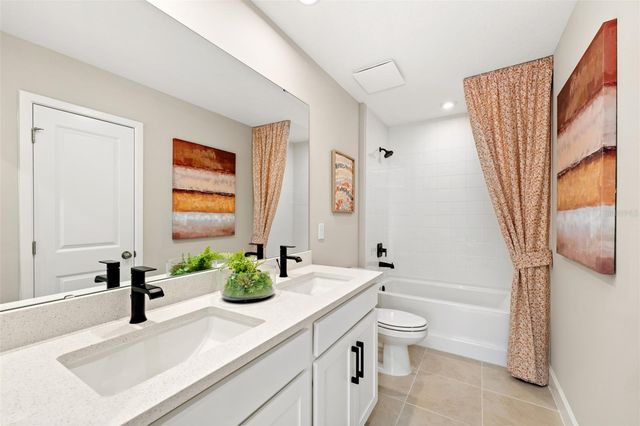 374 FREE RANGE DRIVE, Groveland, FL 34736