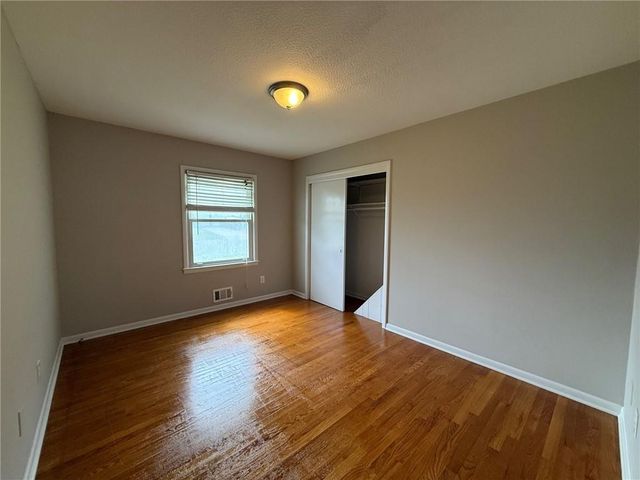 7413 Hedges Avenue, Raytown, MO 64133