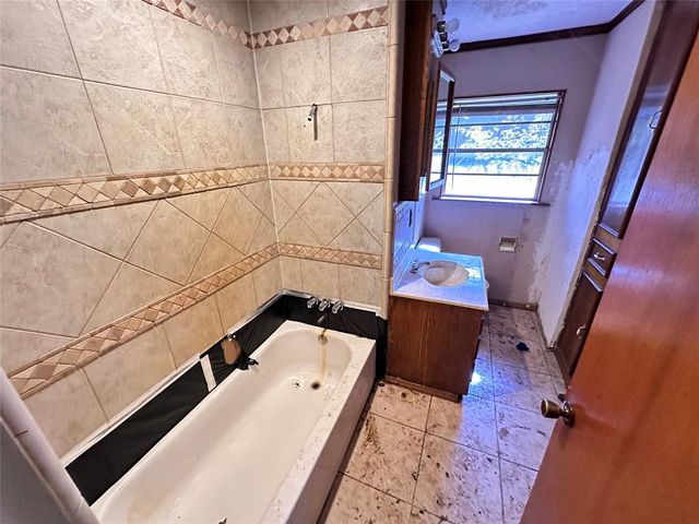 1801 Jane Drive, Pasadena, TX 77502