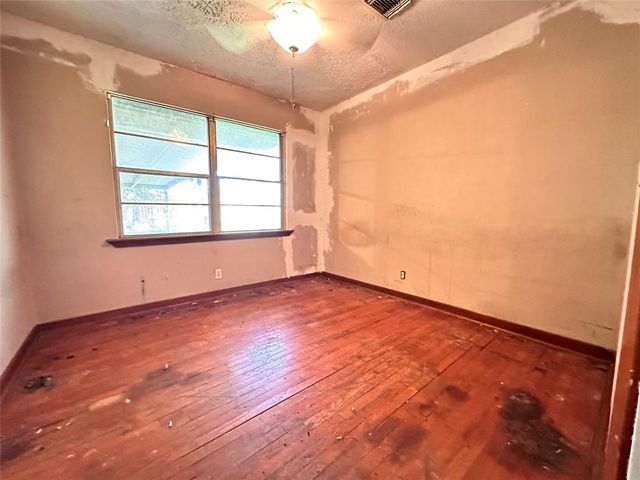1801 Jane Drive, Pasadena, TX 77502