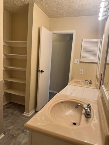 10056 Sharpton Drive, Houston, TX 77038