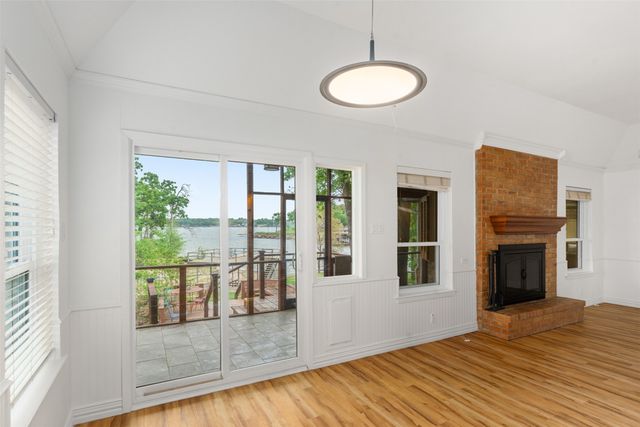 316 Oak Lane, Tool, TX 75143