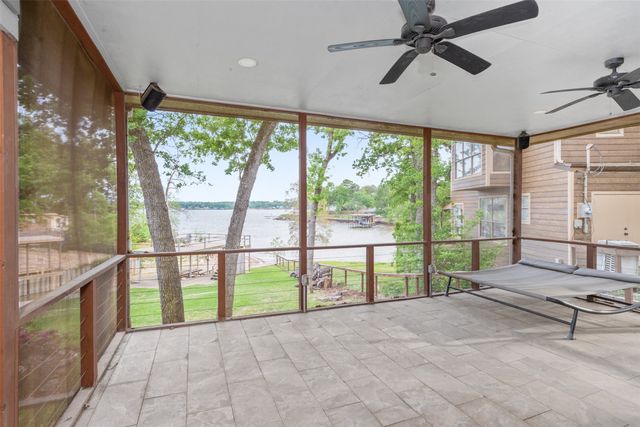 316 Oak Lane, Tool, TX 75143