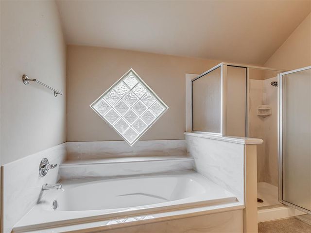 301 E Mobile Terrace, Mustang, OK 73064