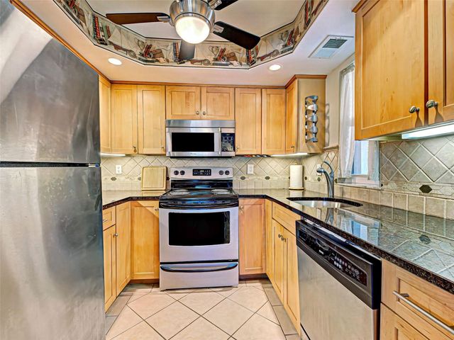 19505 QUESADA AVENUE EE202, Port Charlotte, FL 33948