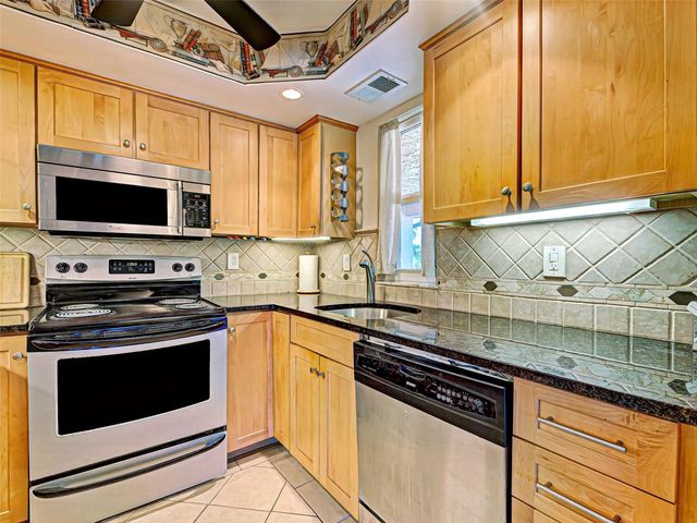 19505 QUESADA AVENUE EE202, Port Charlotte, FL 33948