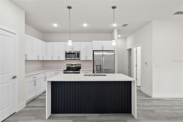 21987 SW MANGO LANE, Dunnellon, FL 34431