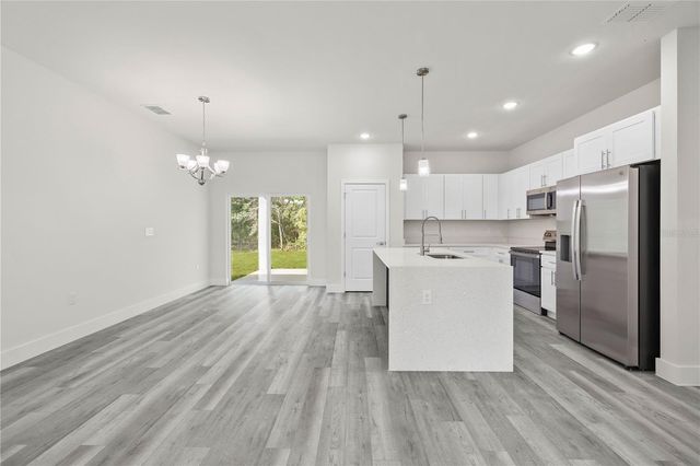 21987 SW MANGO LANE, Dunnellon, FL 34431