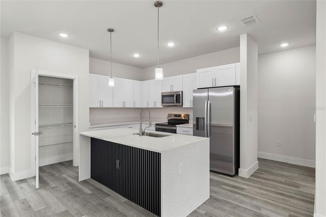 21987 SW MANGO LANE, Dunnellon, FL 34431