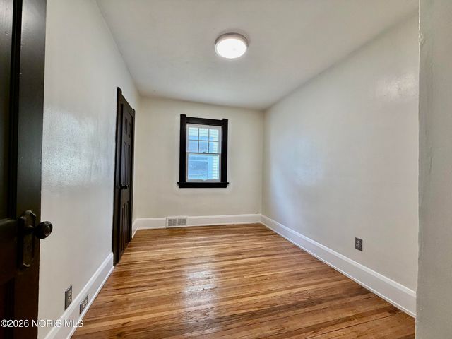 3527 Hazelhurst Avenue, Toledo, OH 43612