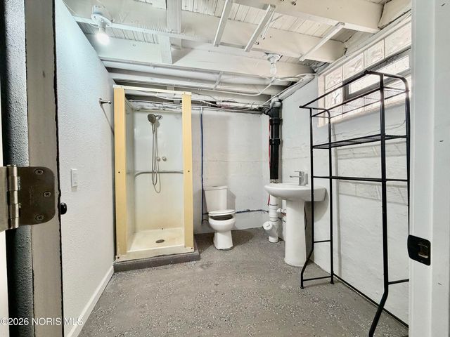 3527 Hazelhurst Avenue, Toledo, OH 43612