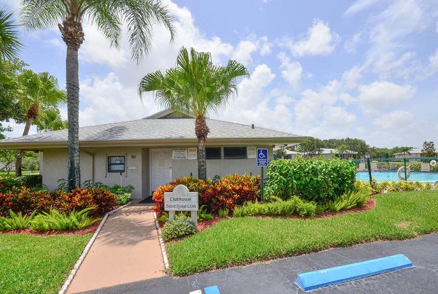 1701 Sabal Ridge Circle G, Palm Beach Gardens, FL 33418