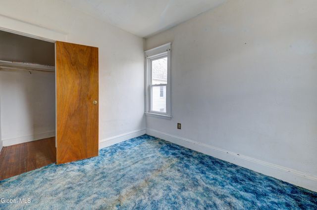 25 Steuben Street, Schenectady, NY 12307