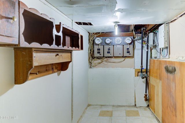 25 Steuben Street, Schenectady, NY 12307