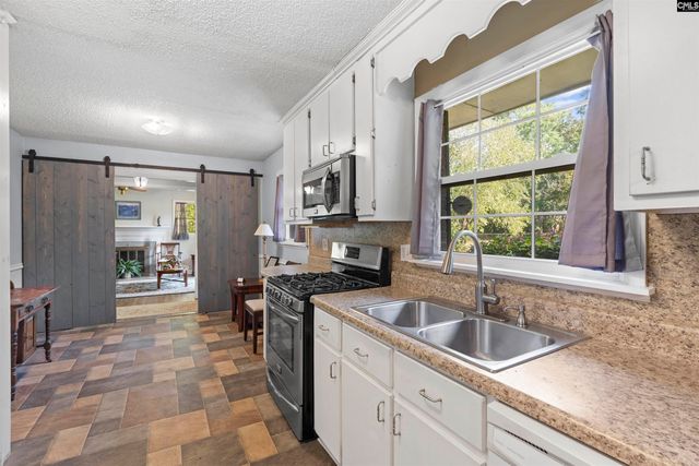 104 Round Knob Road, Lexington, SC 29072