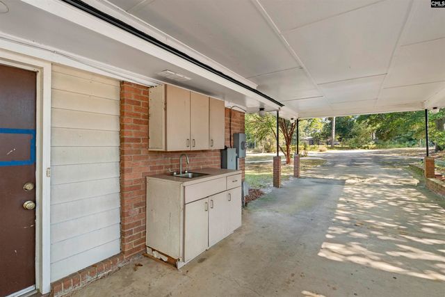 104 Round Knob Road, Lexington, SC 29072