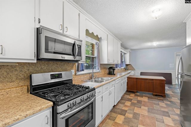 104 Round Knob Road, Lexington, SC 29072