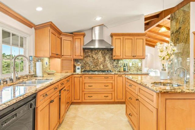 173 Pepper Tree Road, Chula Vista, CA 91910