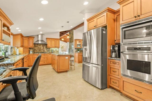 173 Pepper Tree Road, Chula Vista, CA 91910