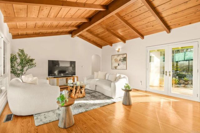 173 Pepper Tree Road, Chula Vista, CA 91910