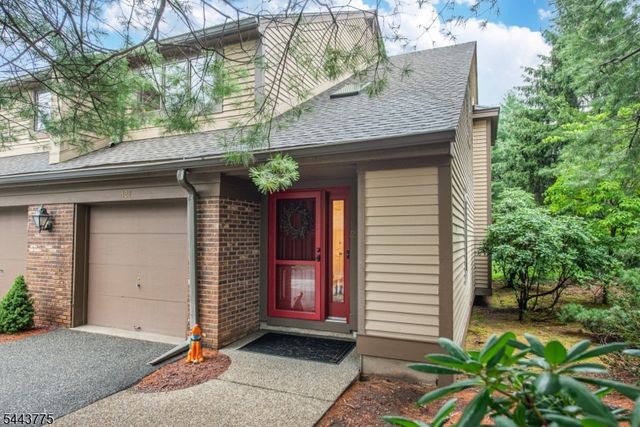 122 Macleish Ct, Mahwah Twp., NJ 07430