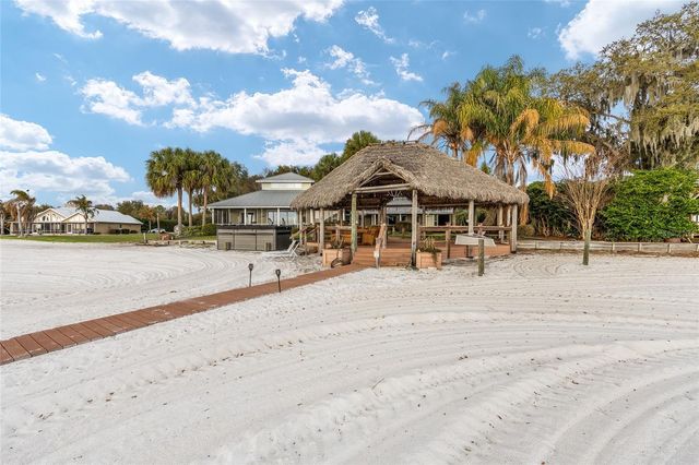 14261 SE 128TH STREET, Ocklawaha, FL 32179