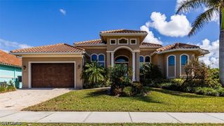35 Covewood CT, Marco Island, FL 34145