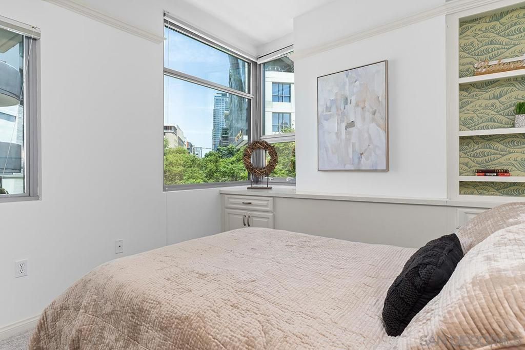 Image 13 of property listing at 206 Park Blvd 312, San Diego, CA 92101