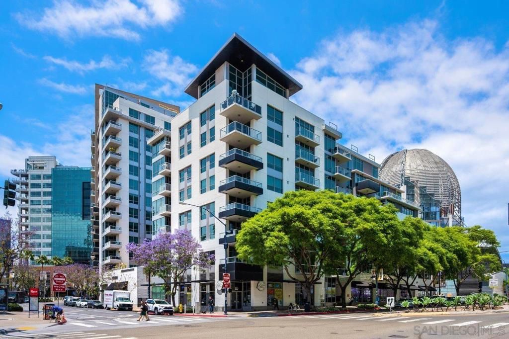 Image 23 of property listing at 206 Park Blvd 312, San Diego, CA 92101